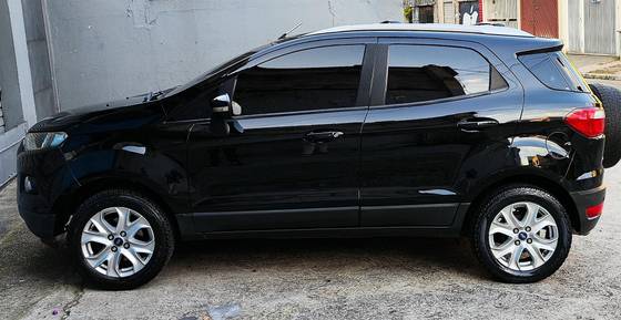 FORD ECOSPORT 2.0 TITANIUM 16V FLEX 4P POWERSHIFT FORD ECOSPORT 2.0 TITANIUM 16V FLEX 4P POWERSHIFT